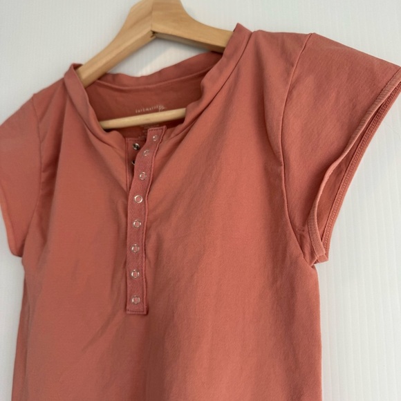 Intimately Free by Free People Hey Babe Seamless Baby Tee size: M/L - Picture 4 of 6